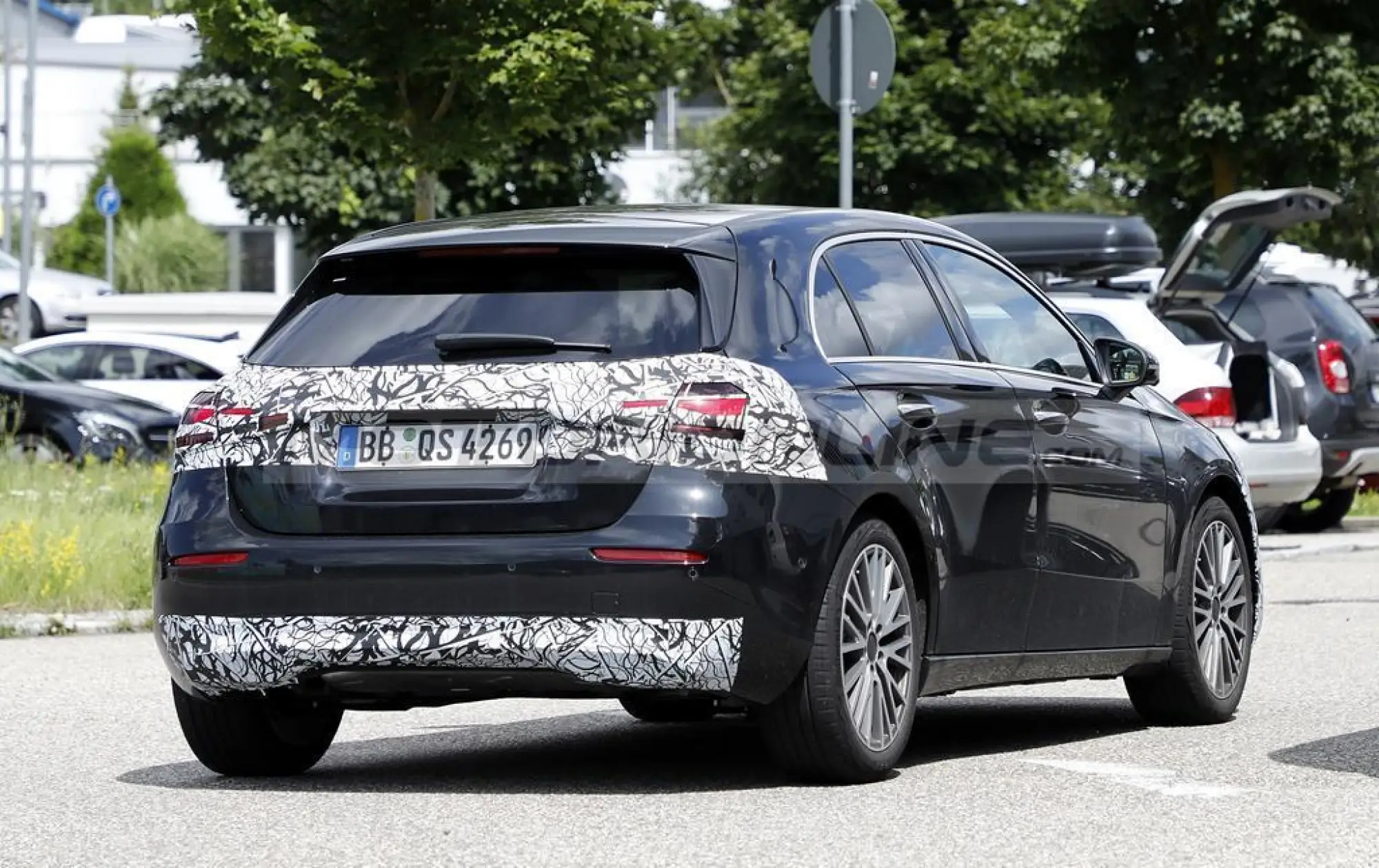 Mercedes Classe A 2023 - Foto spia 10-08-2021 - 11