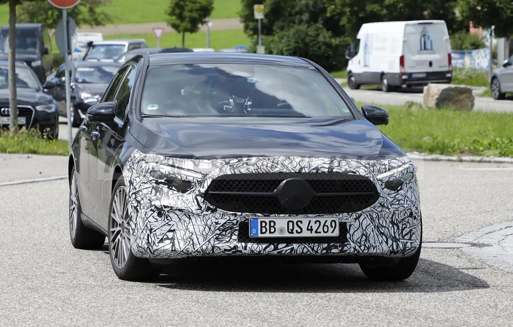 Mercedes Classe A 2023 - Foto spia 10-08-2021 - 2