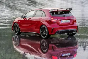 Mercedes Classe A e A45 AMG MY 2016