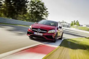 Mercedes Classe A e A45 AMG MY 2016