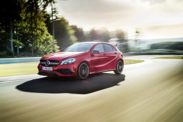 Mercedes Classe A e A45 AMG MY 2016 - 9