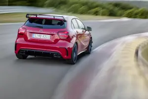 Mercedes Classe A e A45 AMG MY 2016