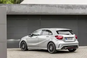 Mercedes Classe A e A45 AMG MY 2016