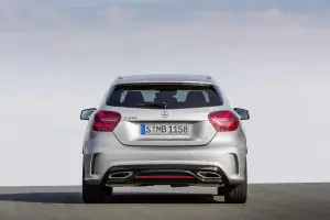 Mercedes Classe A e A45 AMG MY 2016 - 29