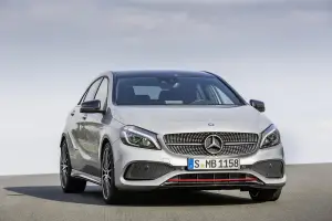 Mercedes Classe A e A45 AMG MY 2016 - 30