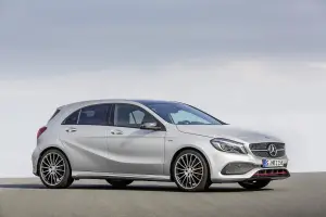 Mercedes Classe A e A45 AMG MY 2016