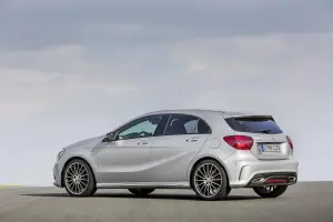 Mercedes Classe A e A45 AMG MY 2016 - 32