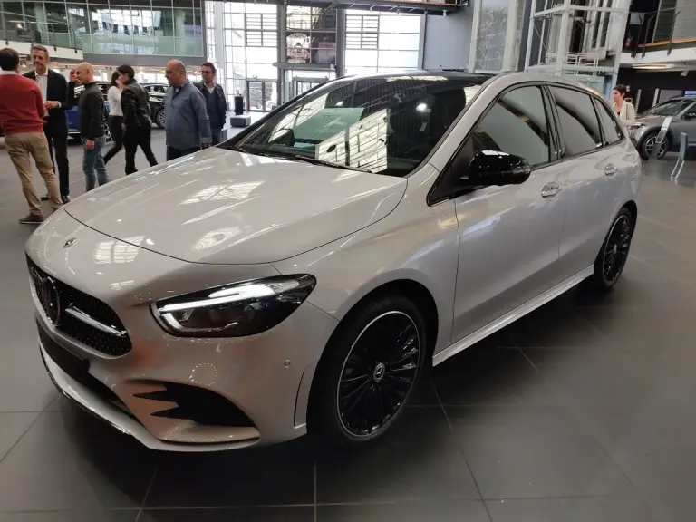 Mercedes Classe A e B 2023 - Foto live Milano - 12