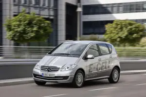 Mercedes Classe A E-CELL al Salone di Parigi 2010 - 4