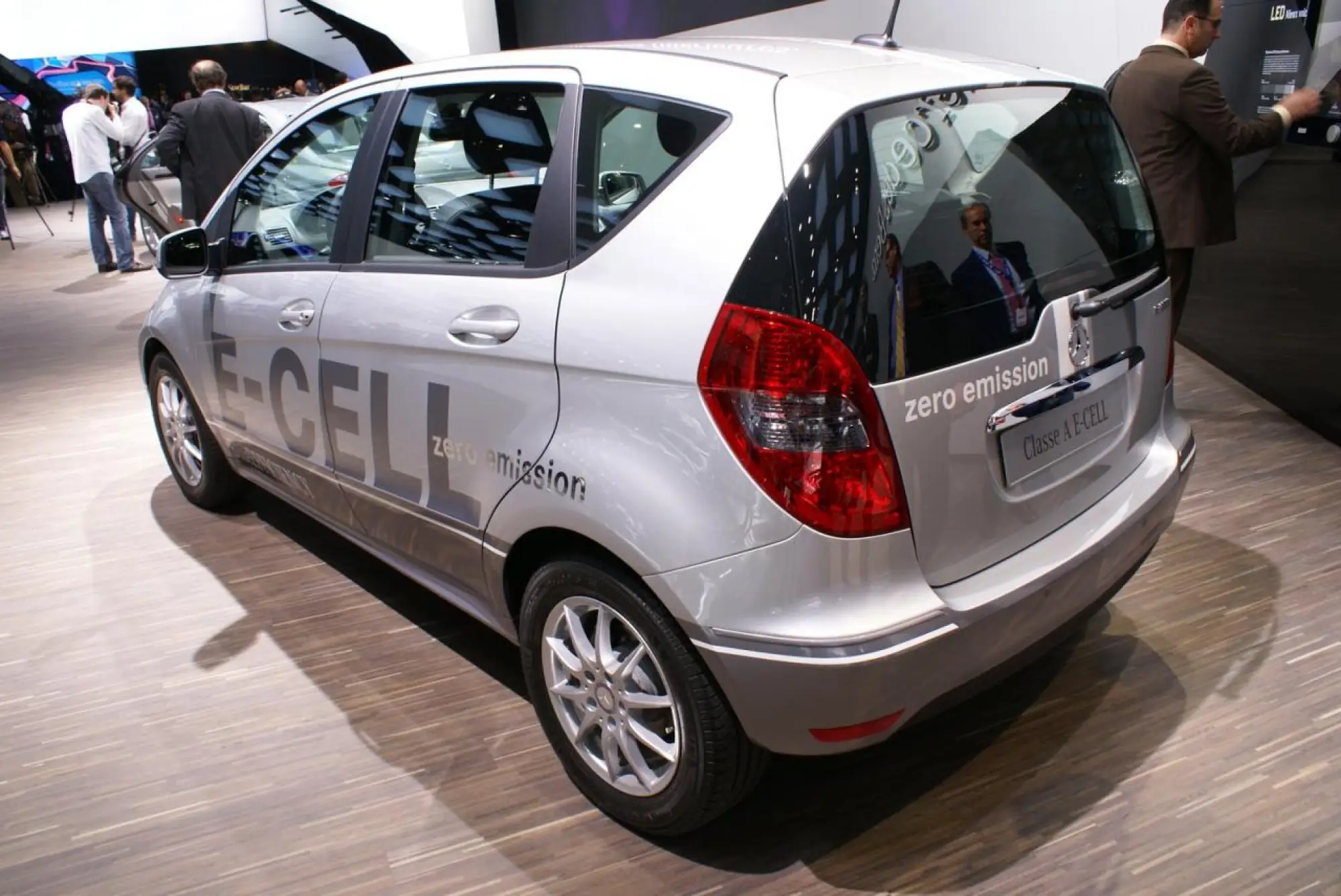 Mercedes Classe A E-CELL al Salone di Parigi 2010 - 6