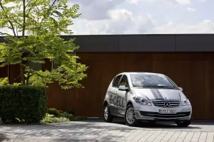 Mercedes Classe A E-CELL al Salone di Parigi 2010