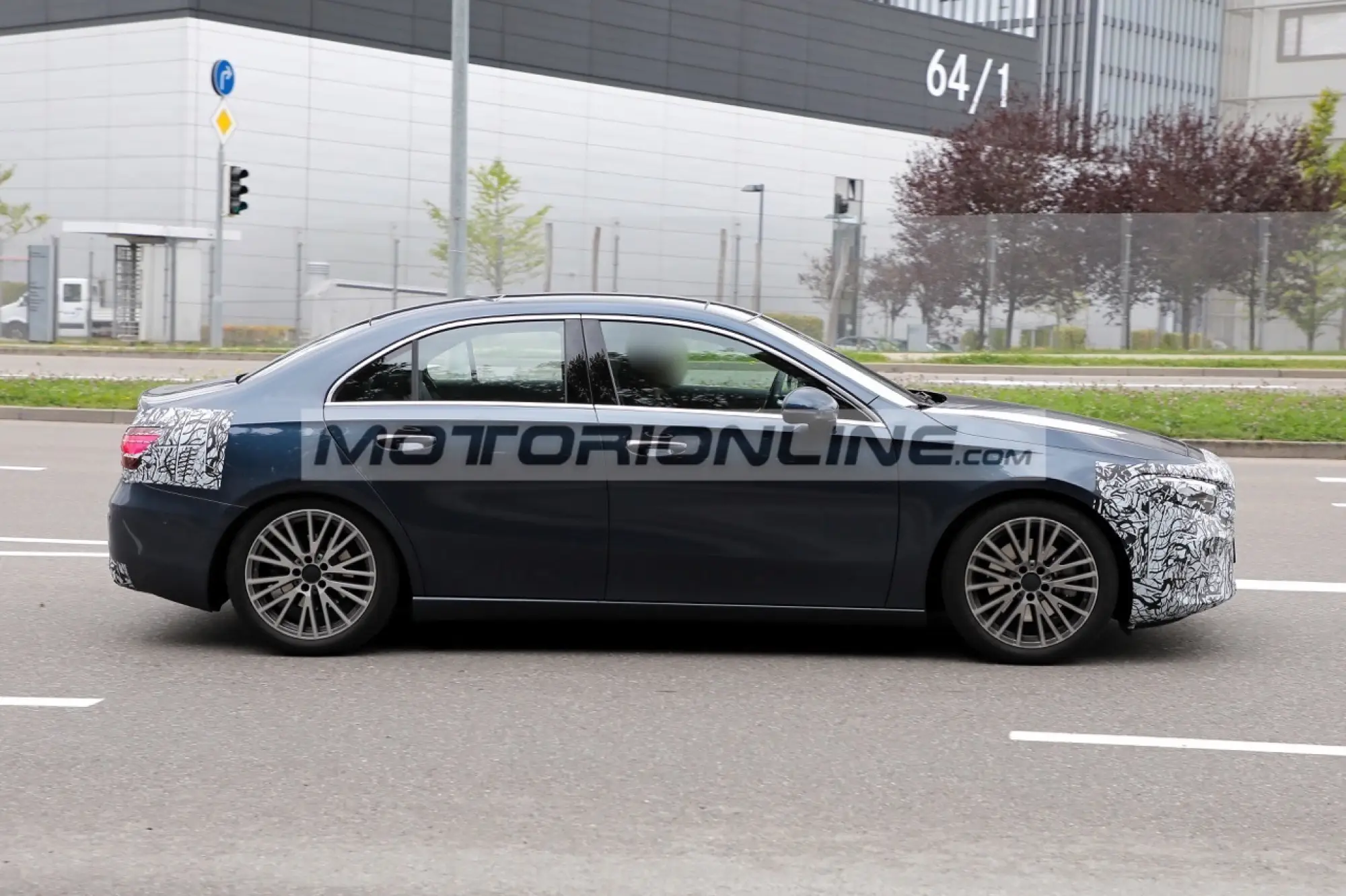 Mercedes Classe A Sedan - Foto spia 8-10-2021 - 1