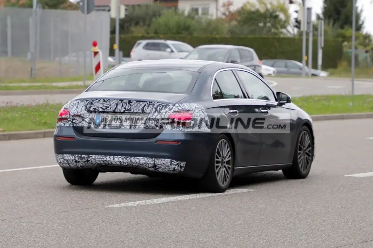 Mercedes Classe A Sedan - Foto spia 8-10-2021 - 10