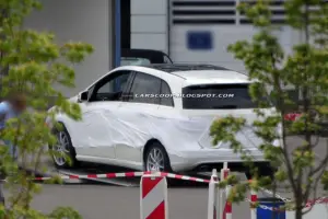 Mercedes Classe B 2012 foto - 2