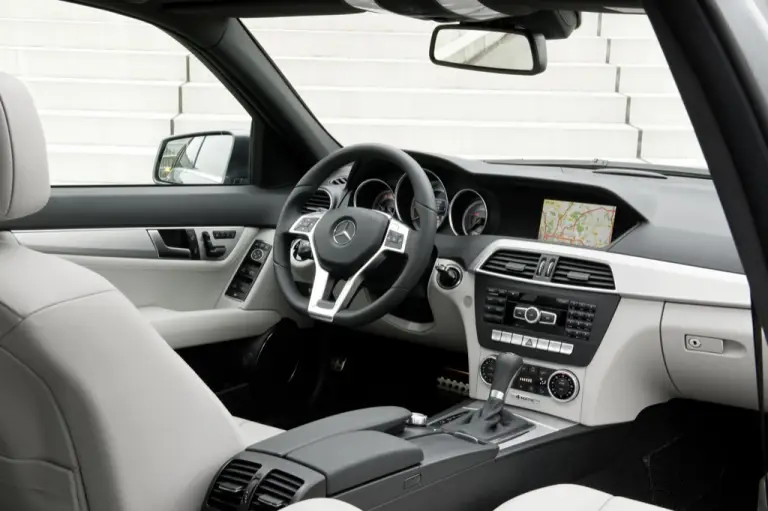 Mercedes Classe C 2011 - 18