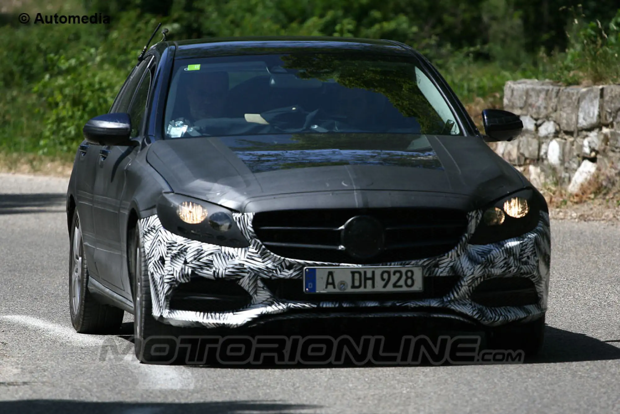 Mercedes Classe C 2014 - Foto spia 22-06-2013 - 1