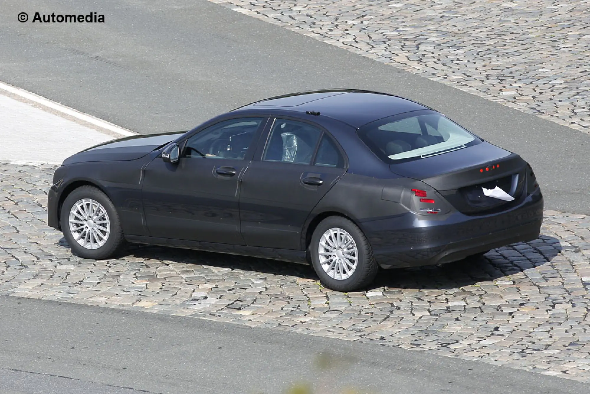 Mercedes Classe C 2014 - Foto spia 27-08-2013 - 4