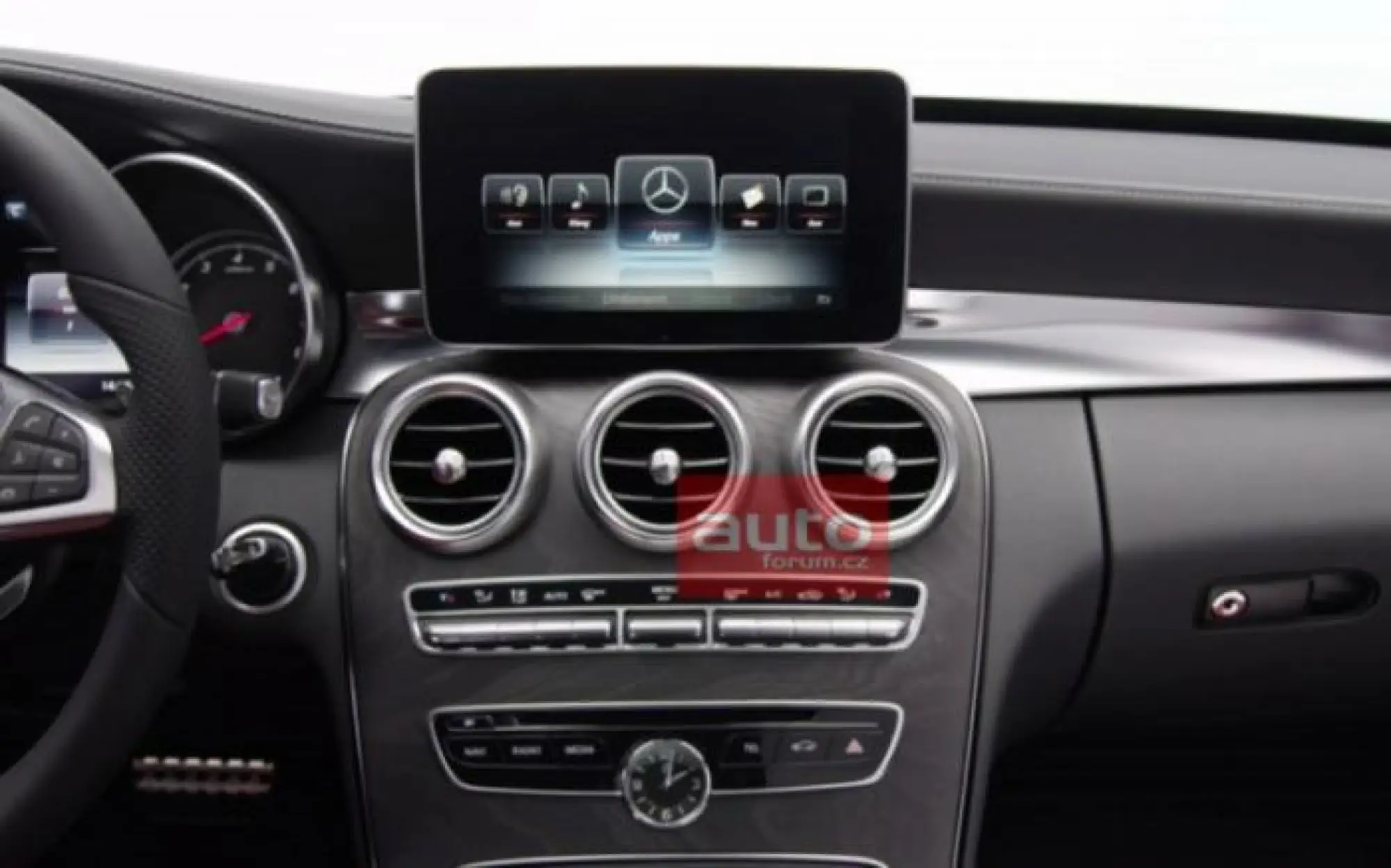 Mercedes Classe C 2015 immagini sfuggite - 7