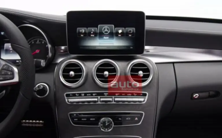 Mercedes Classe C 2015 immagini sfuggite - 7