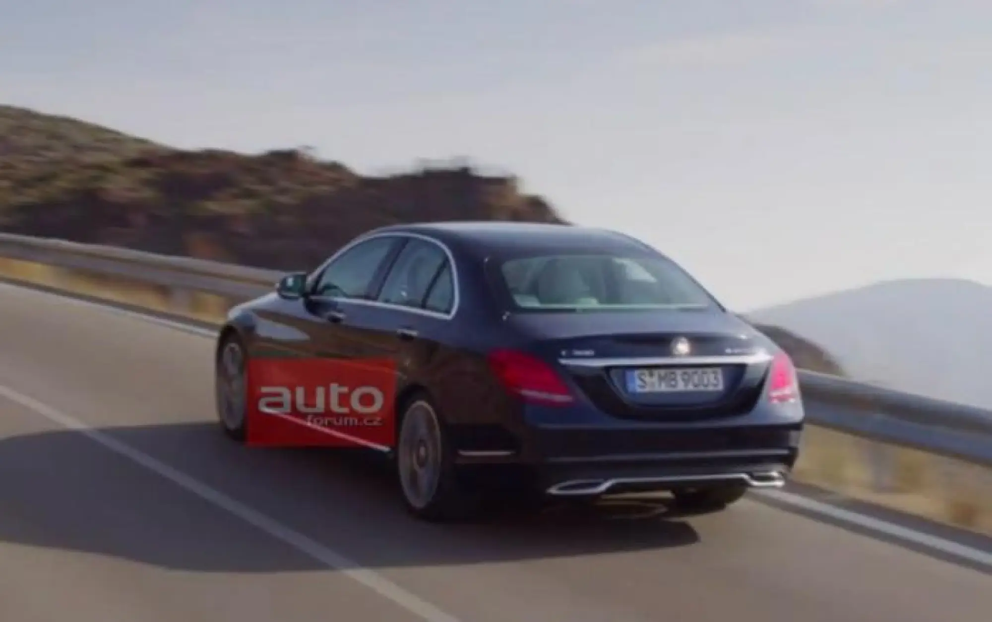 Mercedes Classe C 2015 immagini sfuggite - 15