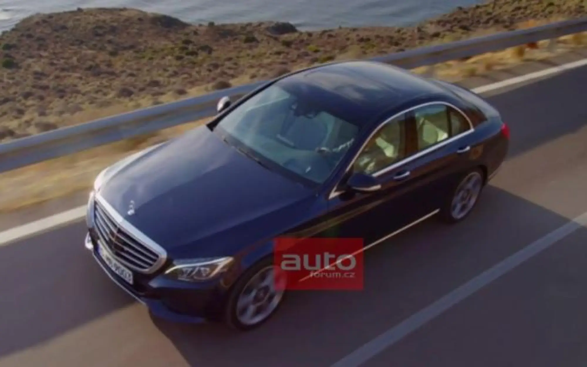 Mercedes Classe C 2015 immagini sfuggite - 16