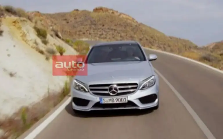 Mercedes Classe C 2015 immagini sfuggite - 29