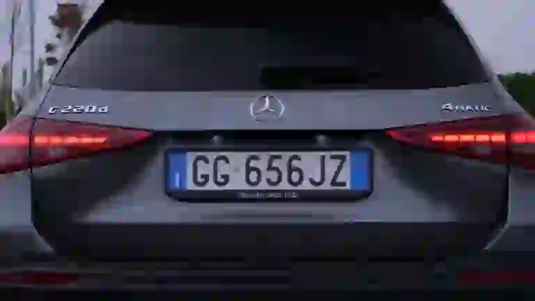 Mercedes Classe C All Terrain 2022: Come Va - 8