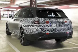 Mercedes Classe C All-Terrain - Foto spia 2-8-2021