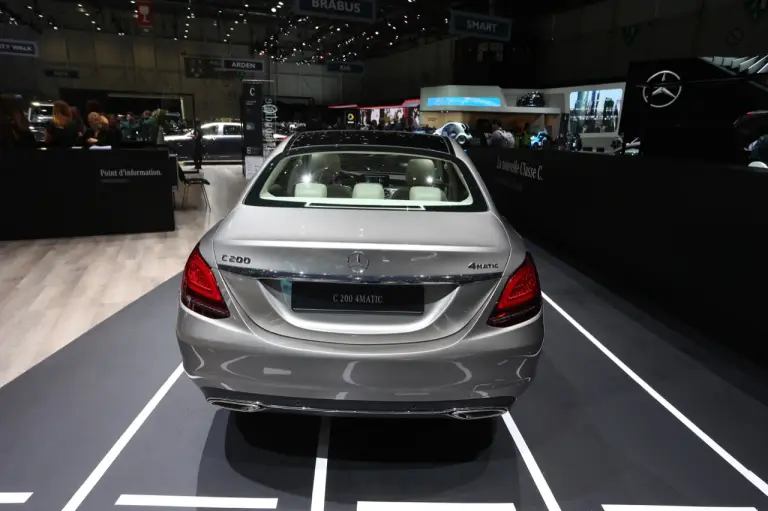 Mercedes Classe C Berlina e Station Wagon - Salone di Ginevra 2018 - 17