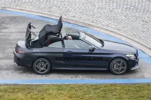 Mercedes Classe C Cabrio 2016 - Foto spia 16-12-2015