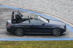 Mercedes Classe C Cabrio 2016 - Foto spia 16-12-2015