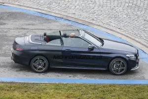 Mercedes Classe C Cabrio 2016 - Foto spia 16-12-2015