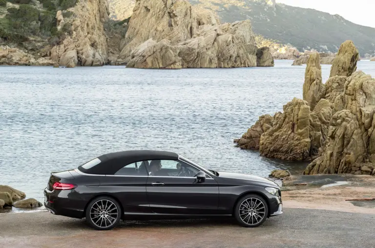 Mercedes Classe C Coupe e Cabrio MY 2019 - 25