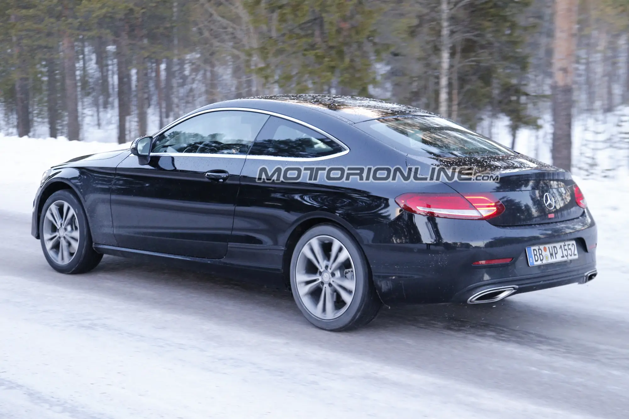 Mercedes Classe C Coupè facelift foto spia 20 gennaio 2017 - 4