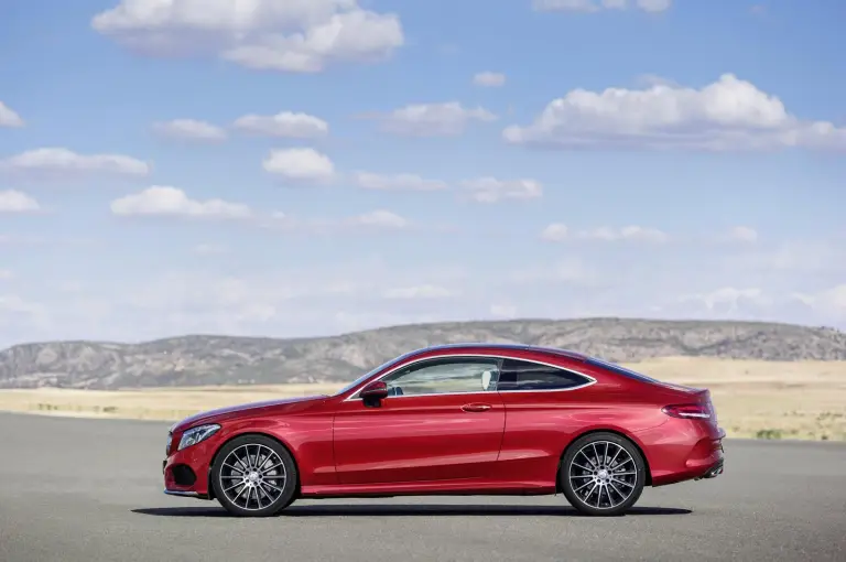 Mercedes Classe C Coupe MY 2016 - 26