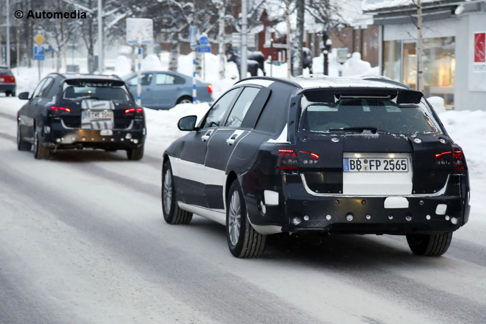 Mercedes Classe C Estate - Foto spia 03-02-2014 - 8