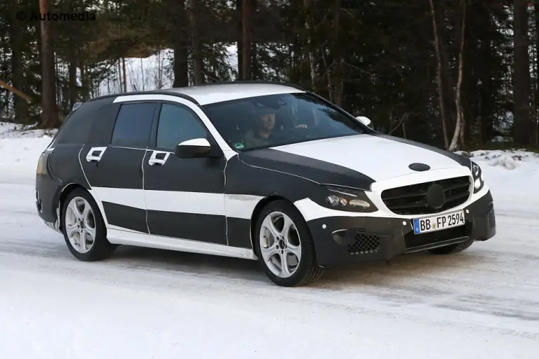 Mercedes Classe C Estate - Foto spia 09-12-2013 - 2