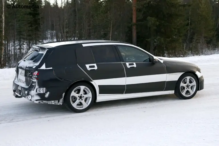 Mercedes Classe C Estate - Foto spia 09-12-2013 - 4