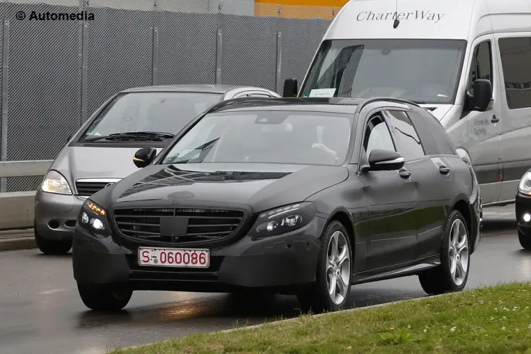 Mercedes Classe C Estate - Foto spia 27-09-2013 - 1