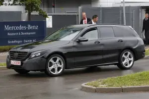 Mercedes Classe C Estate - Foto spia 27-09-2013 - 2