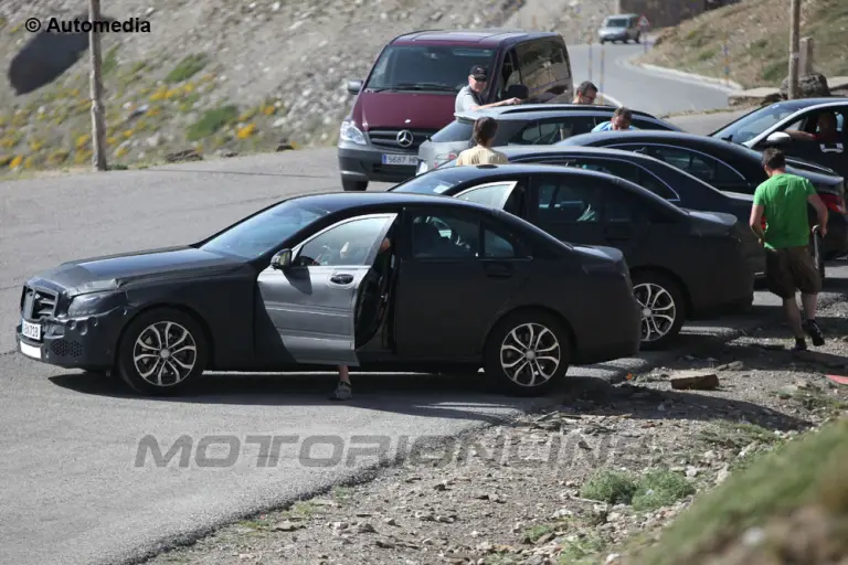Mercedes Classe C - Foto spia 03-08-2013 - 8