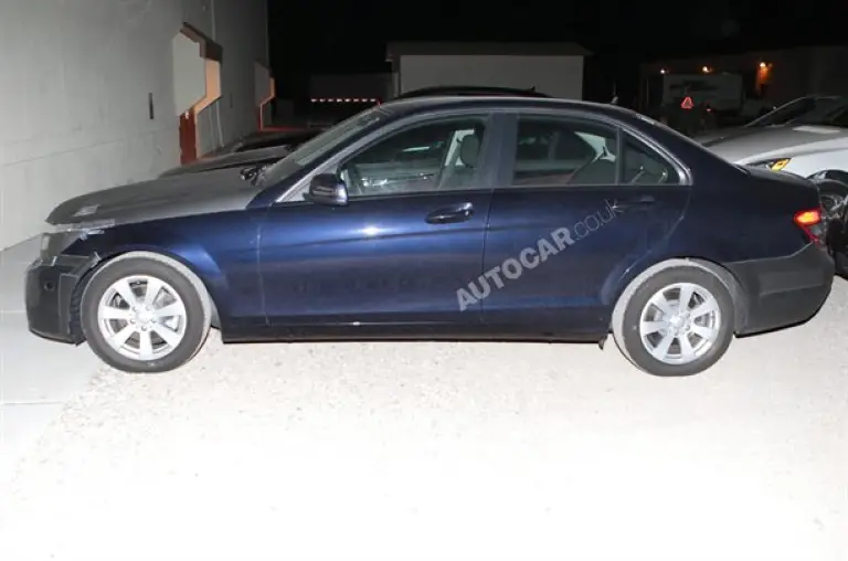 Mercedes Classe C - Foto spia 09-08-2010 - 3