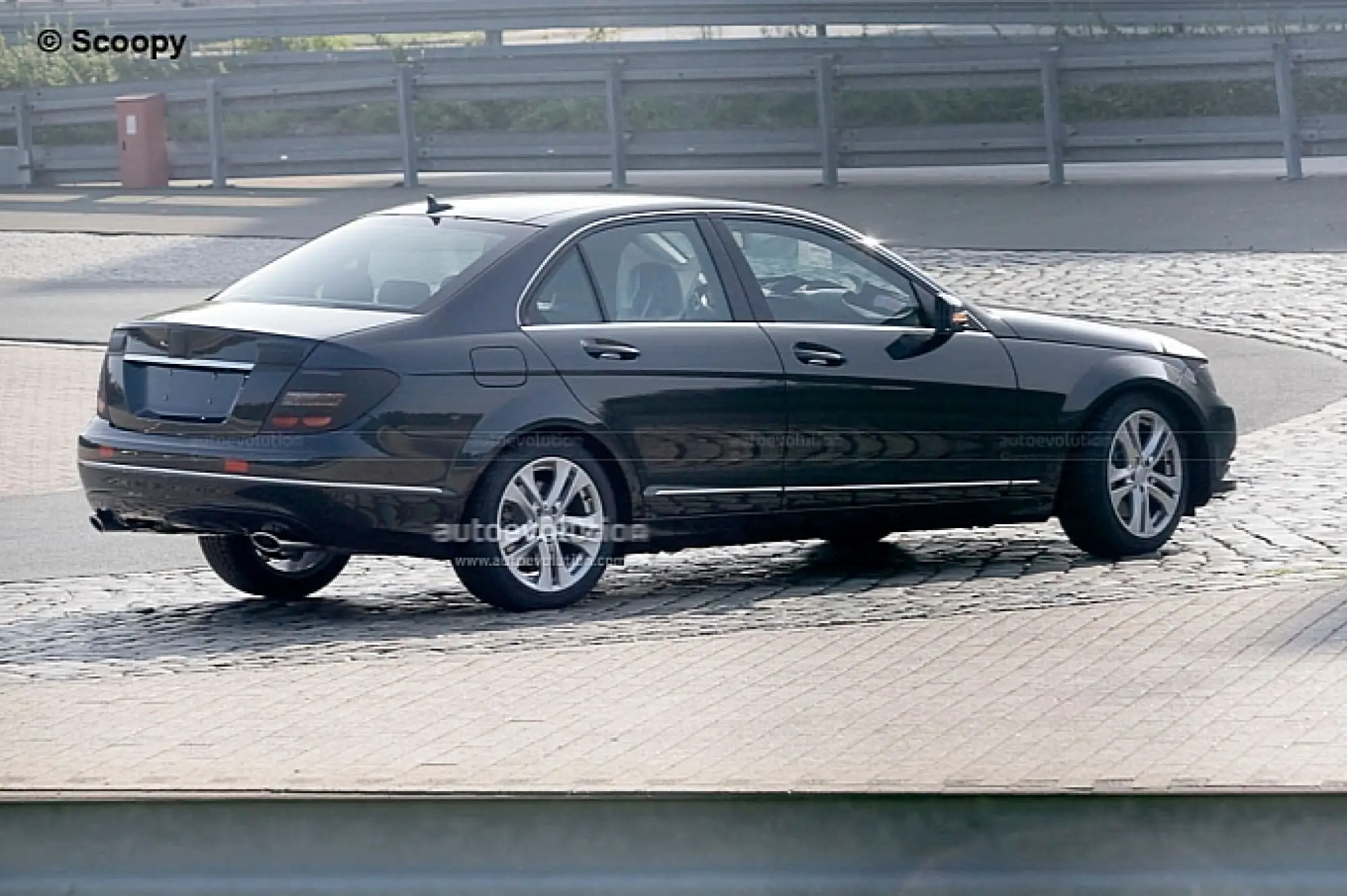 Mercedes Classe C restyling spy (2) - 3