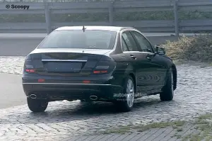 Mercedes Classe C restyling spy (2) - 4