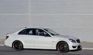 Mercedes Classe C63 AMG restyling 2011  - 4