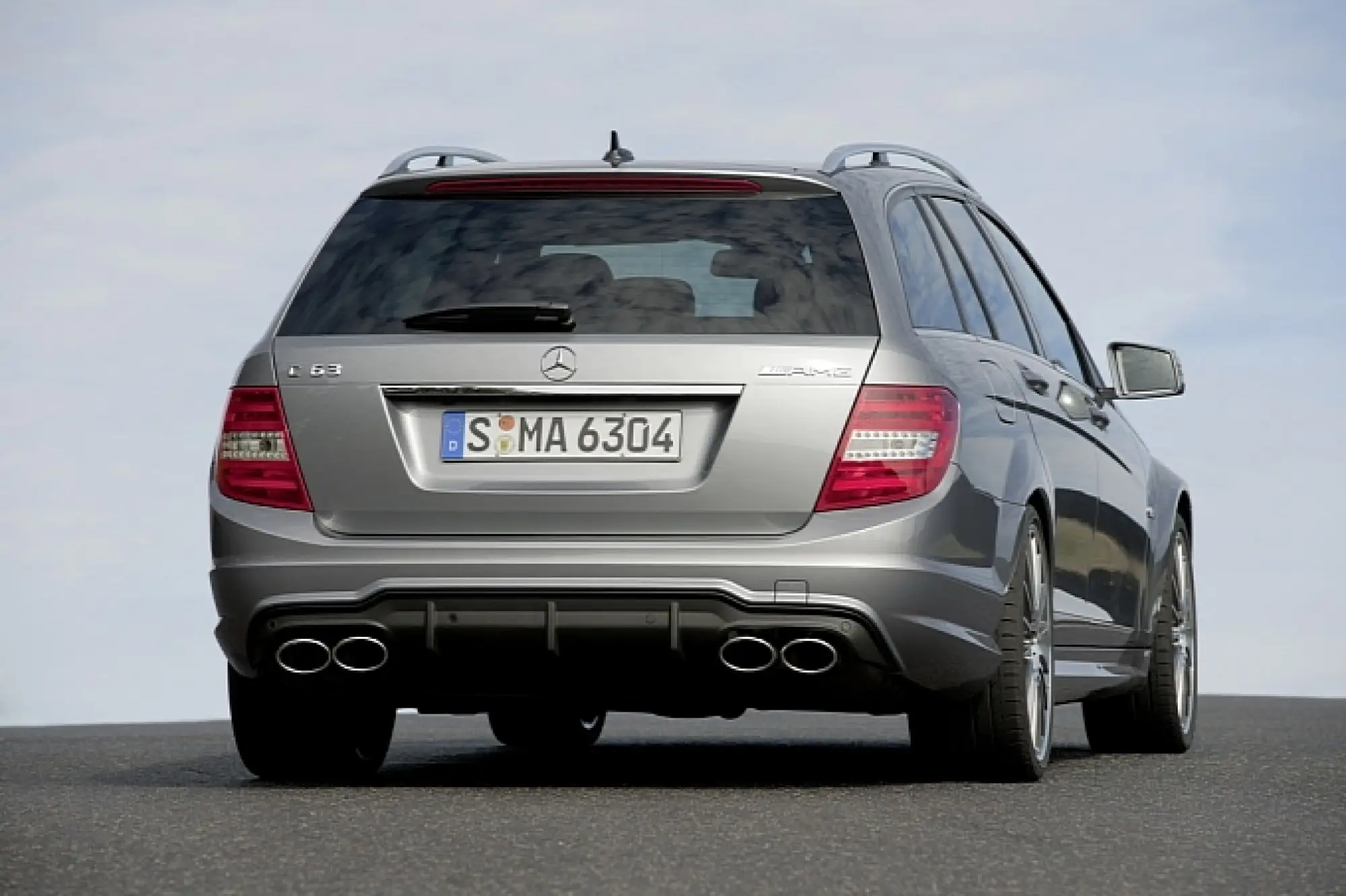 Mercedes Classe C63 AMG restyling 2011  - 15