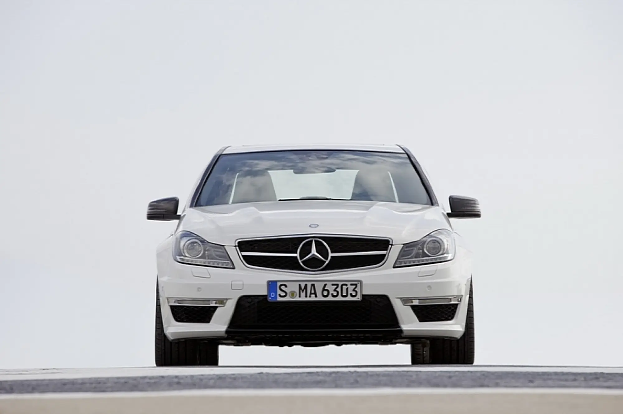 Mercedes Classe C63 AMG restyling 2011  - 16