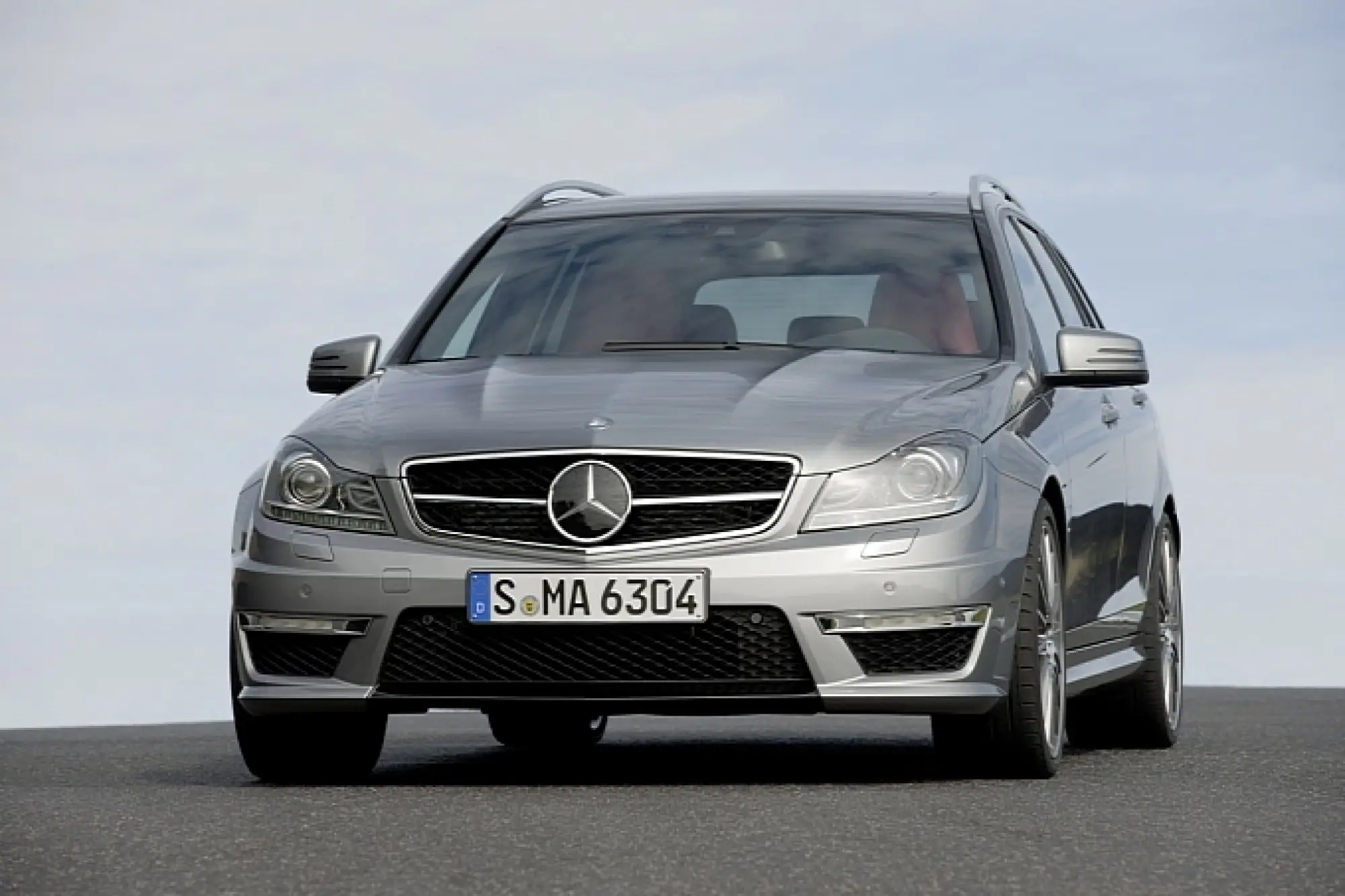 Mercedes Classe C63 AMG restyling 2011  - 12