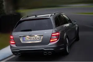 Mercedes Classe C63 AMG restyling - 8