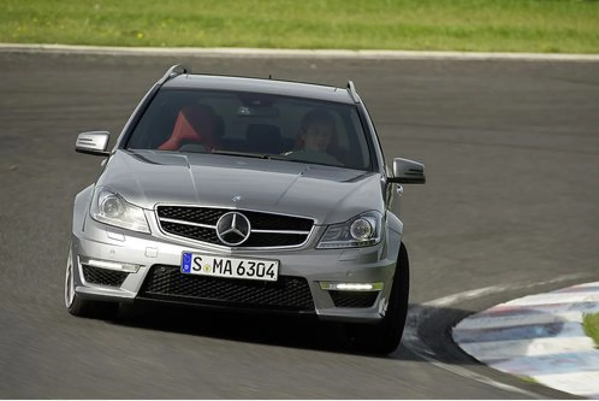 Mercedes Classe C63 AMG restyling - 14